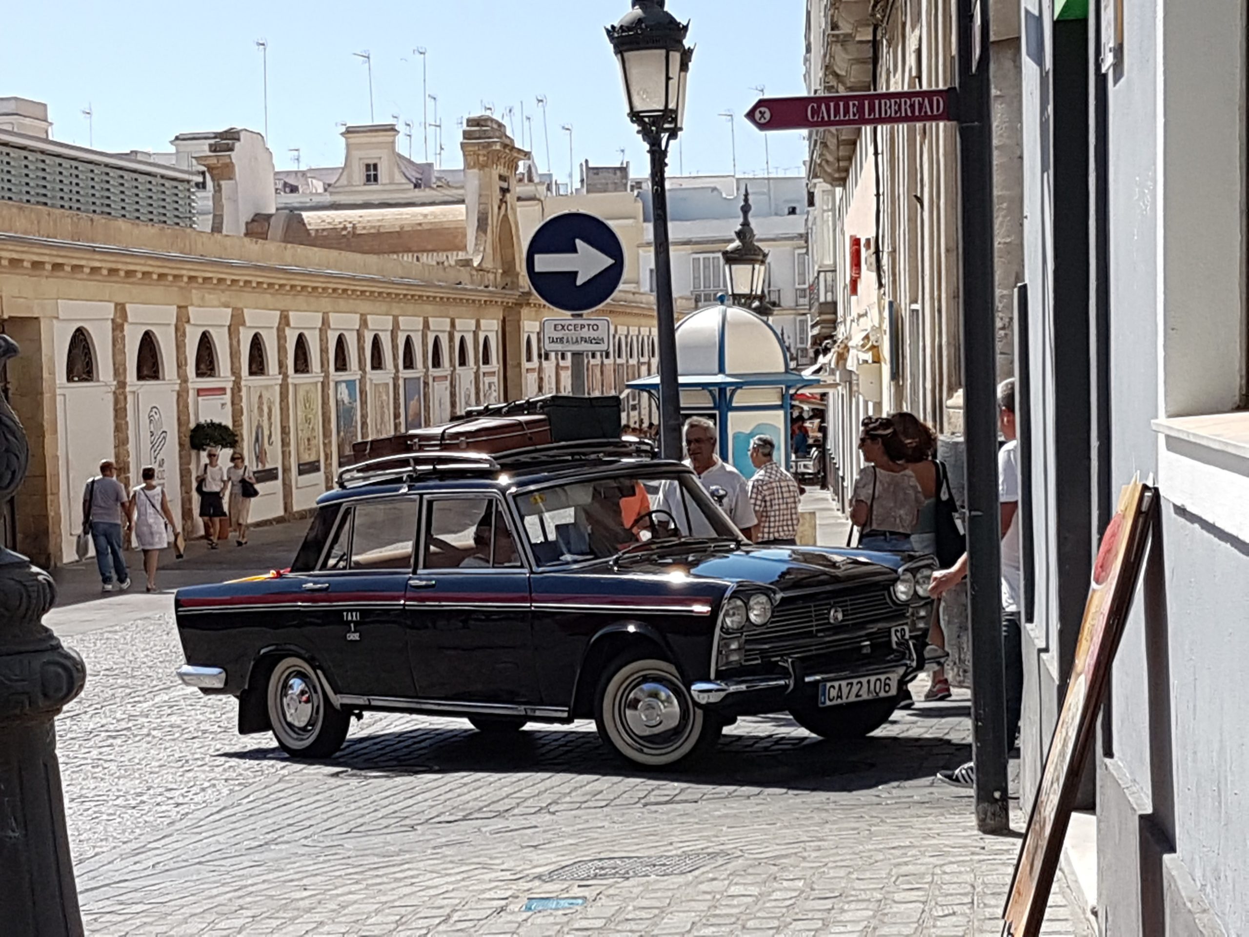 Taxi pour Cádiz, mieux que sa voiture ©lasguiritanas.com